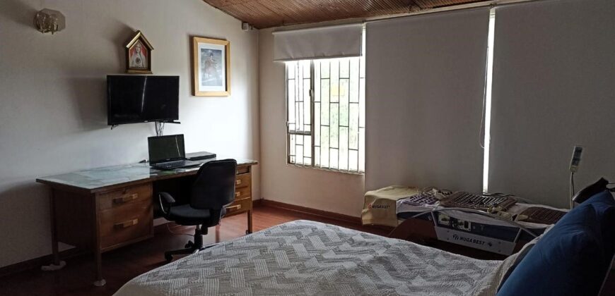 VENPERMUTO CASA AMPLIA PABLO VI