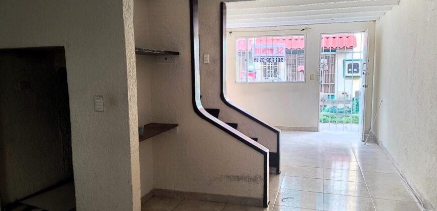 CASA VILLAS DE GRANADA (CALLE 80)