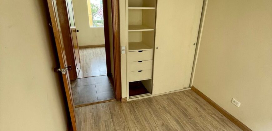 VENDO APTO BOCHICA (CALLE 80)
