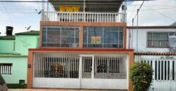 VENDO CASA AMPLIA VILLA LUZ