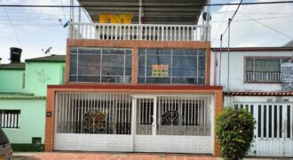 VENDO CASA AMPLIA VILLA LUZ