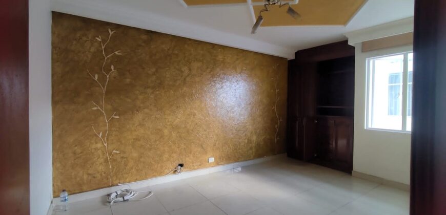 VENDO CASA AMPLIA VILLA LUZ