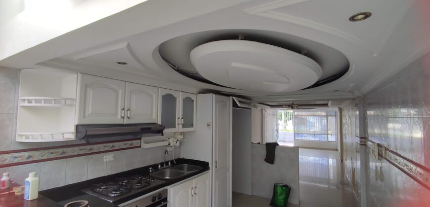 VENDO CASA AMPLIA VILLA LUZ