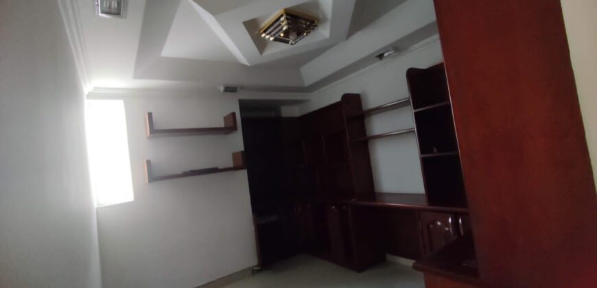 VENDO CASA AMPLIA VILLA LUZ