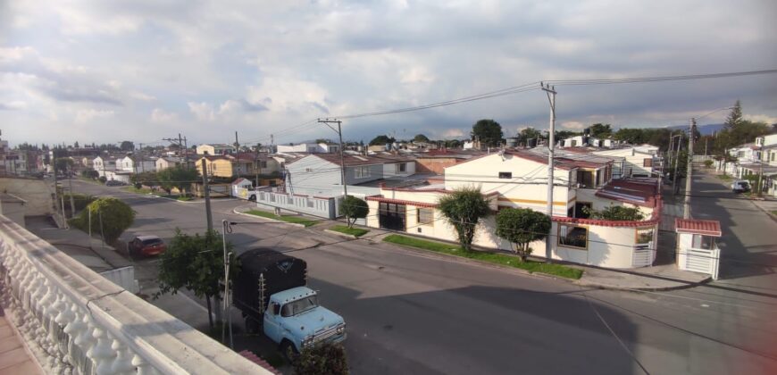 VENDO CASA AMPLIA VILLA LUZ