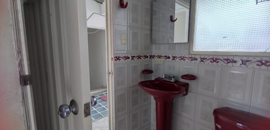 VENDO CASA AMPLIA VILLA LUZ
