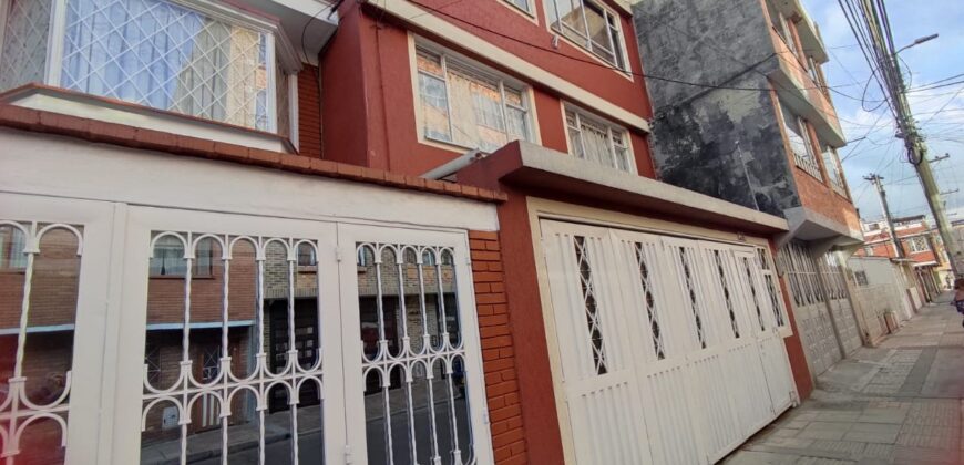 VENDO CASA LOS PINOS (ALAMOS)