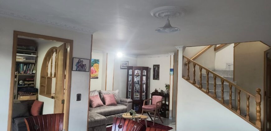 VENDO APTO DUPLEX NORMANDIA