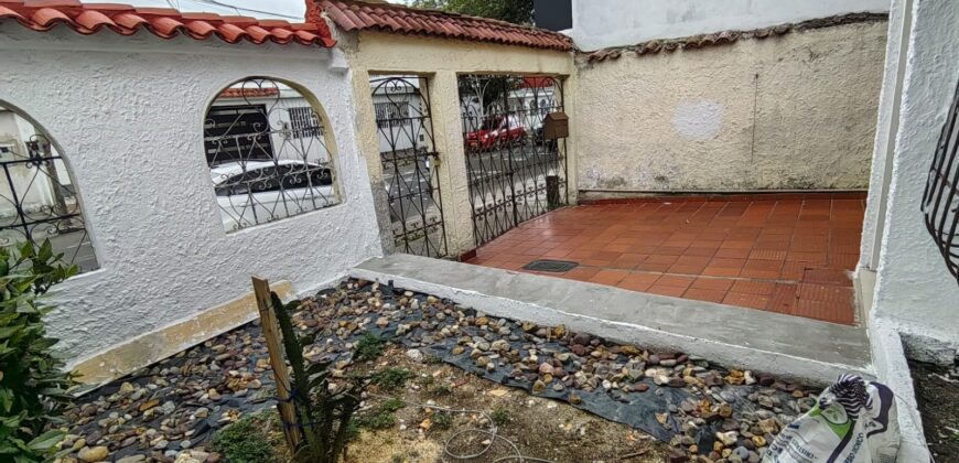 VENDO CASA REMODELADA VILLA LUZ