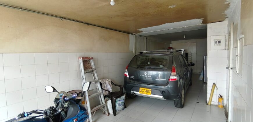 VENDO CASA REMODELADA VILLA LUZ