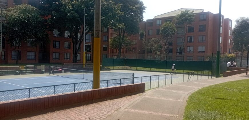 VENDO CASA ALAMOS TORRECAMPO.