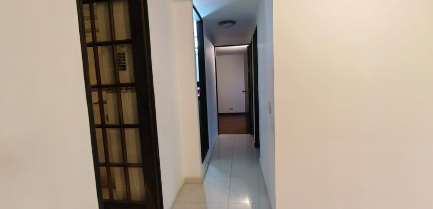 APARTAMENTO EN HAYUELOS RESERVADO II