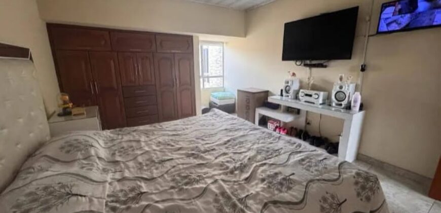 CASA EN VILLA LUZ (REMODELADA)