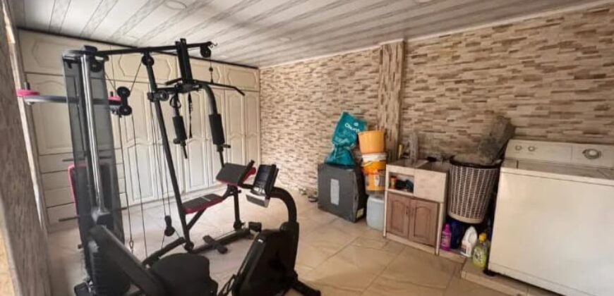 CASA EN VILLA LUZ (REMODELADA)