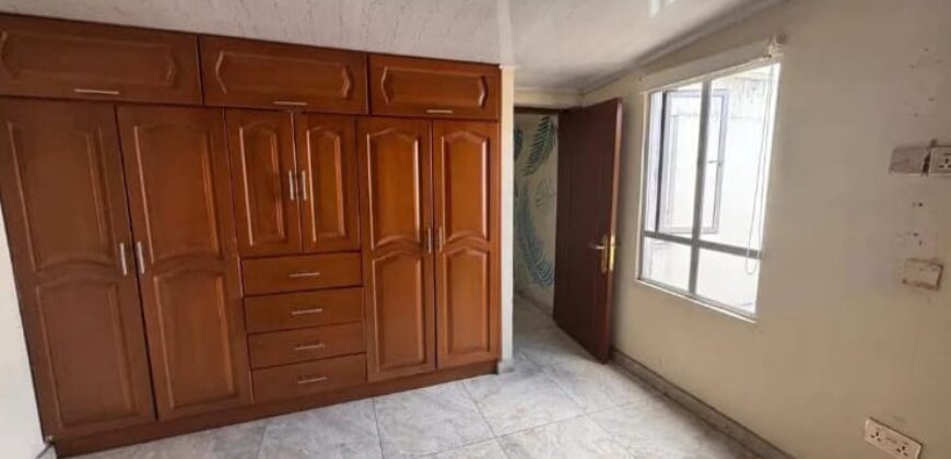 CASA EN VILLA LUZ (REMODELADA)