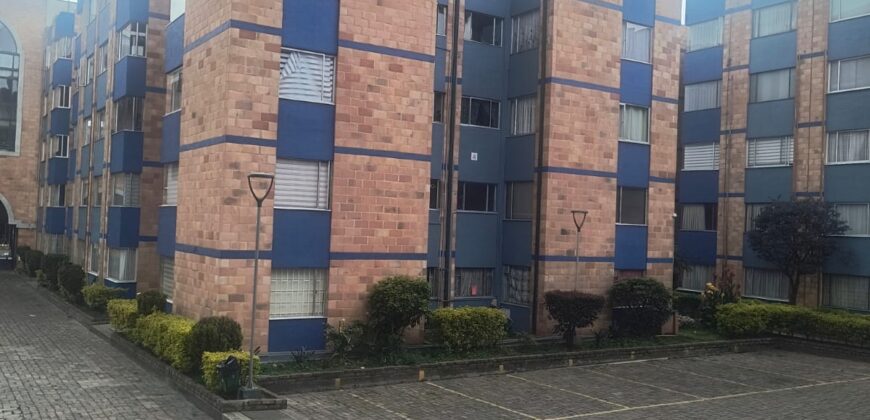 APARTAMENTO EN ALAMOS (CONJUNTO PINAR)